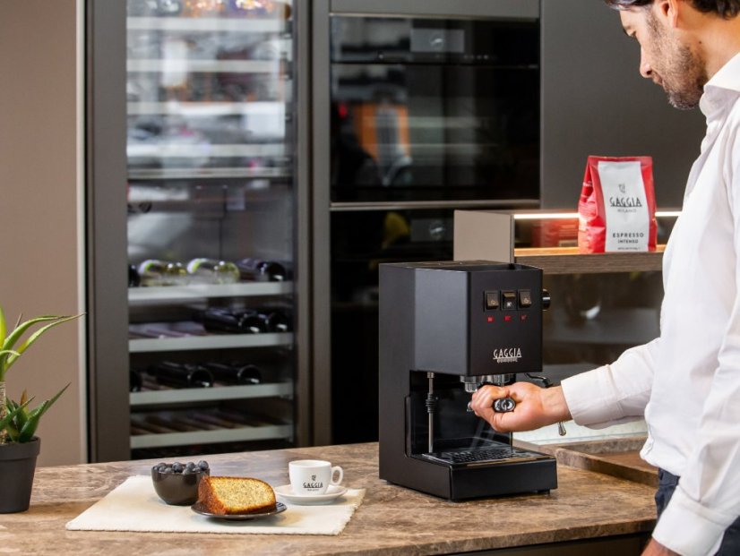 Gaggia Classic E24 černá