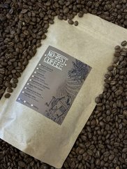 Colombia Decafeinato (Swiss Water) – bezkofeinová arabica, tmavé pražení, zrnková káva