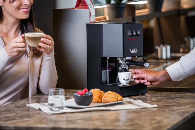 Gaggia Classic E24 černá