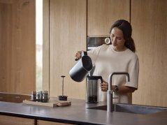 Jacob Jensen Dvoustěnný skleněný french press 0,8 l, černý