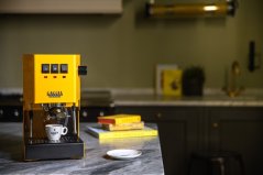 Gaggia Classic E24 žlutá Gaggia Classic E24 žlutá