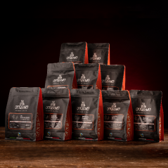 Exkluzivní balíček zrnkové kávy Kafista 10x250g - Praženo v Itálii, Fiartrade, SCA (na esresso i filtr)