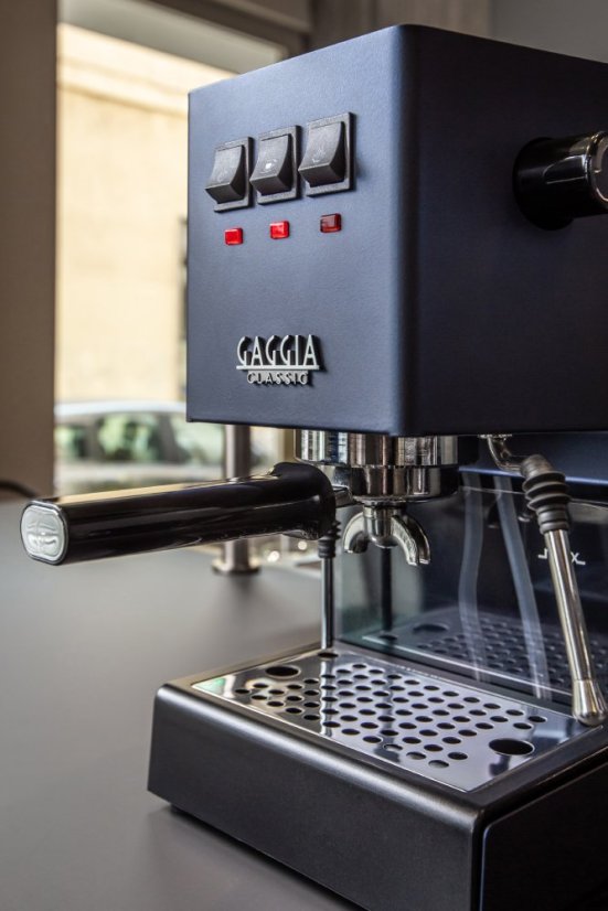 Gaggia Classic E24 modrá